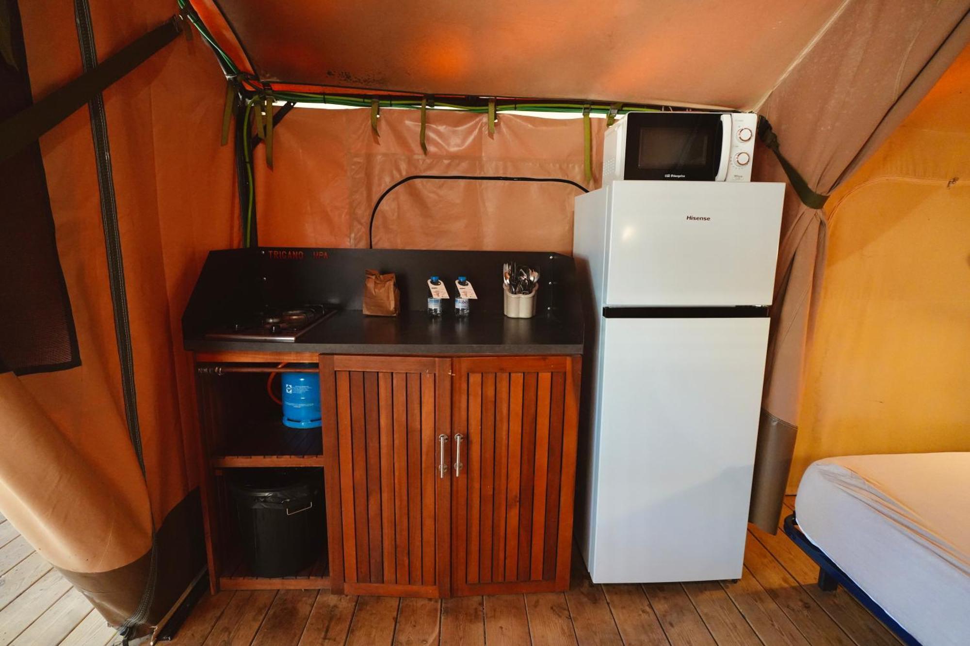 Camping 3 Estrellas Gavà Eksteriør bilde
